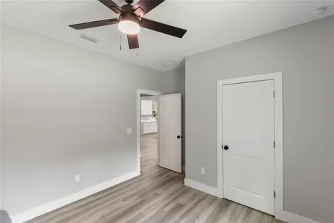 207 N Palmetto Avenue Florahome FL 32140