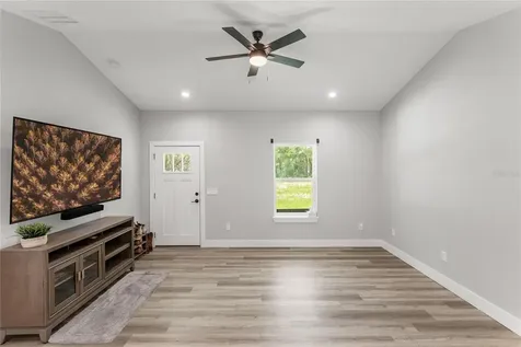 207 N Palmetto Avenue Florahome FL 32140