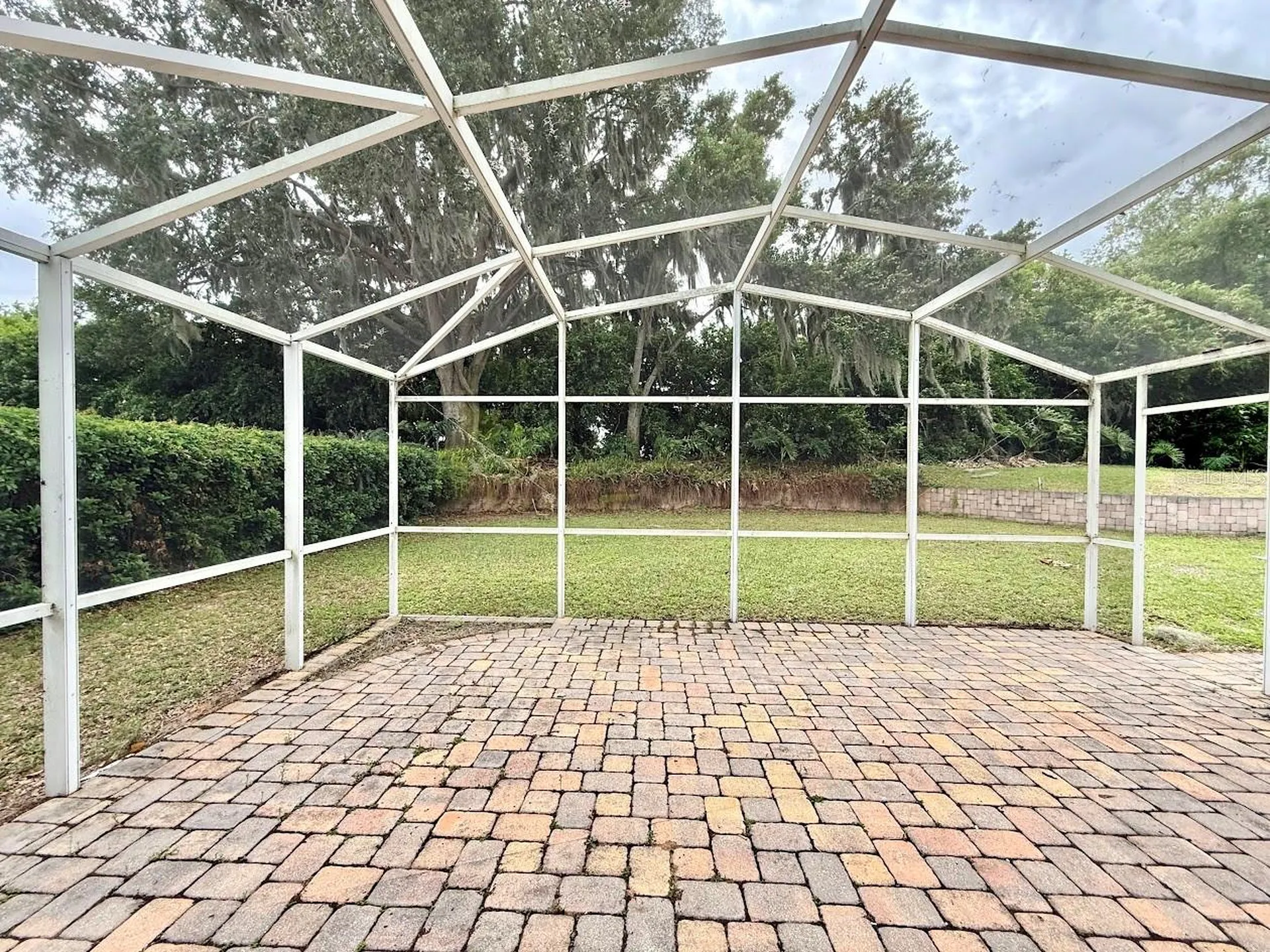 6804 Lake View Drive Yalaha FL 34797