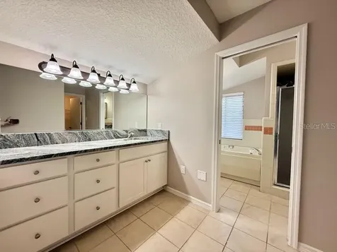 6804 Lake View Drive Yalaha FL 34797