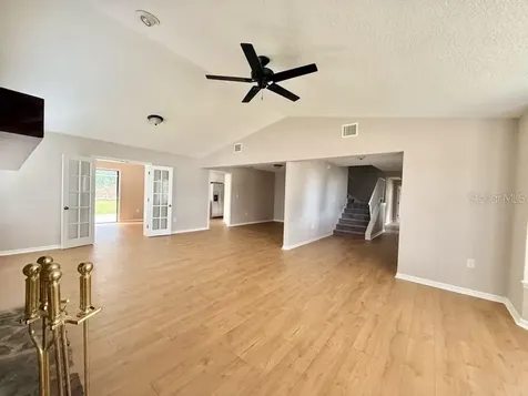 6804 Lake View Drive Yalaha FL 34797