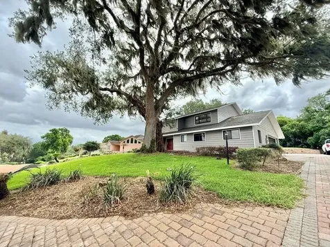 6804 Lake View Drive Yalaha FL 34797
