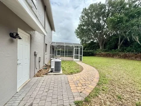 6804 Lake View Drive Yalaha FL 34797