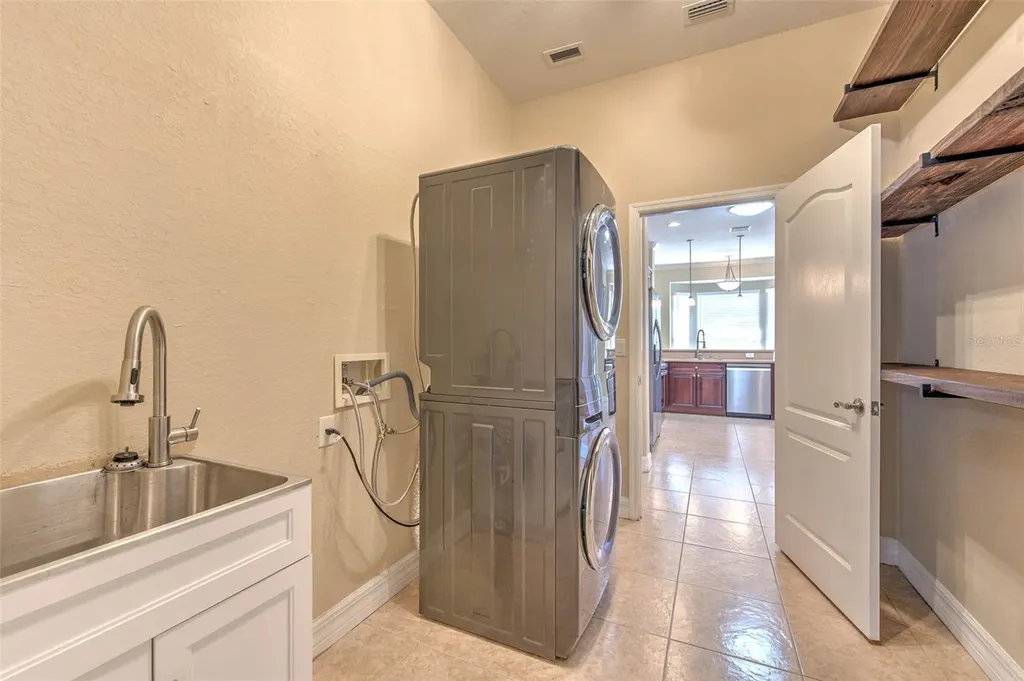 504 Rimini Vista Way Sun City Center FL 33573