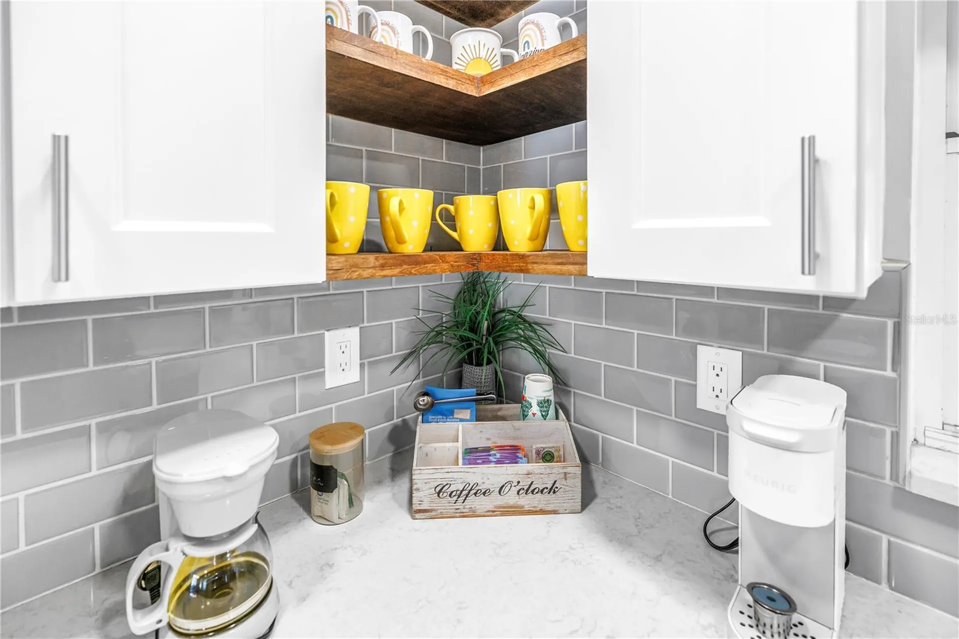 12096 Oak Street Largo FL 33774