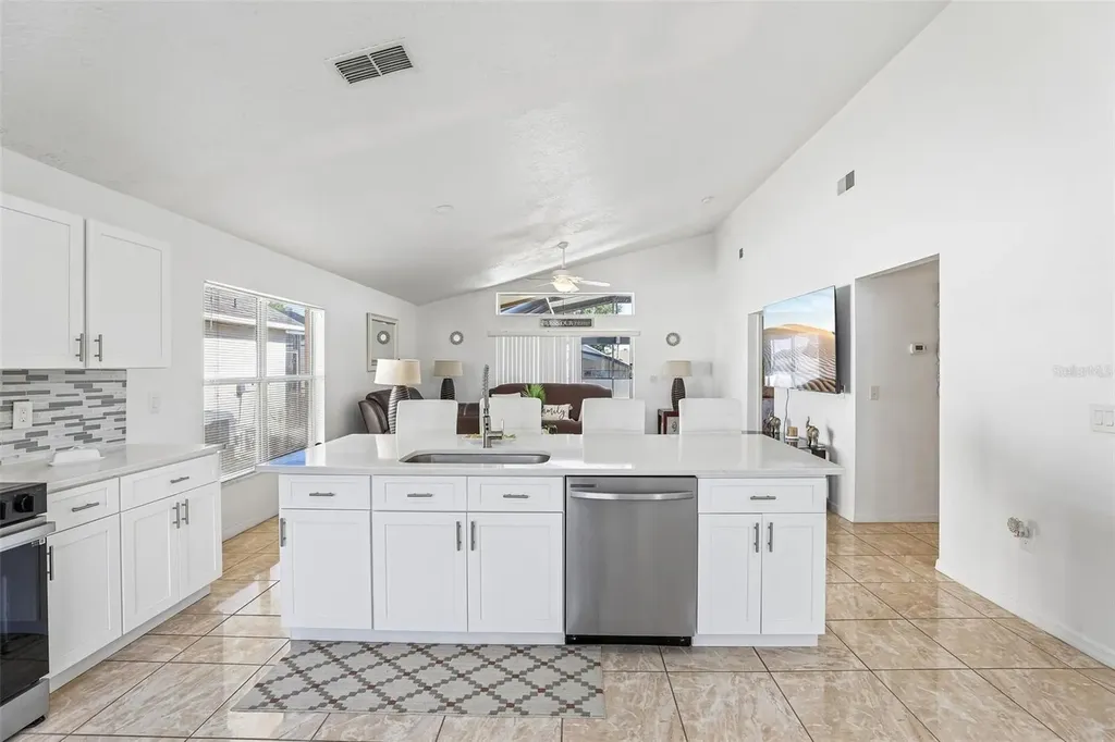 753 Casterton Circle Davenport FL 33897
