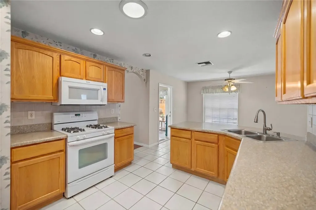 1115 NE 22nd Avenue Ocala FL 34470