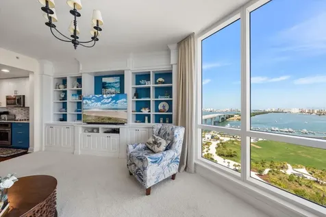 331 Cleveland Street Clearwater FL 33755