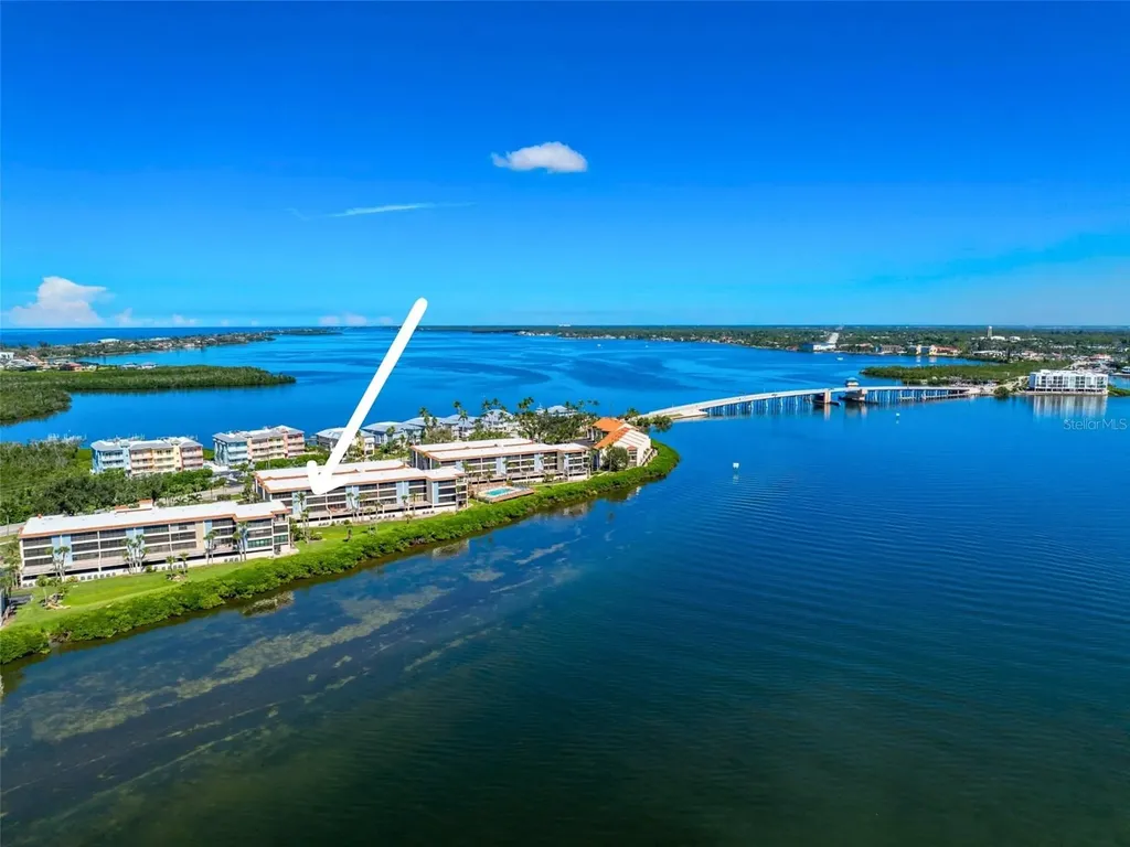 1551 Beach Road Englewood FL 34223