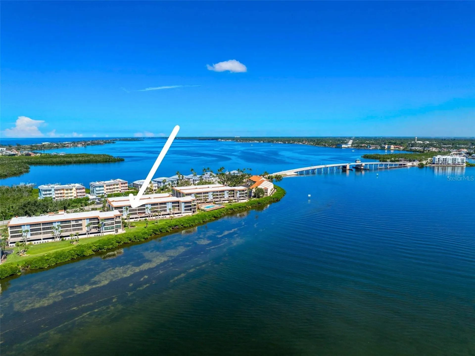 1551 Beach Road Englewood FL 34223