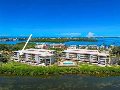 1551 Beach Road Englewood FL 34223