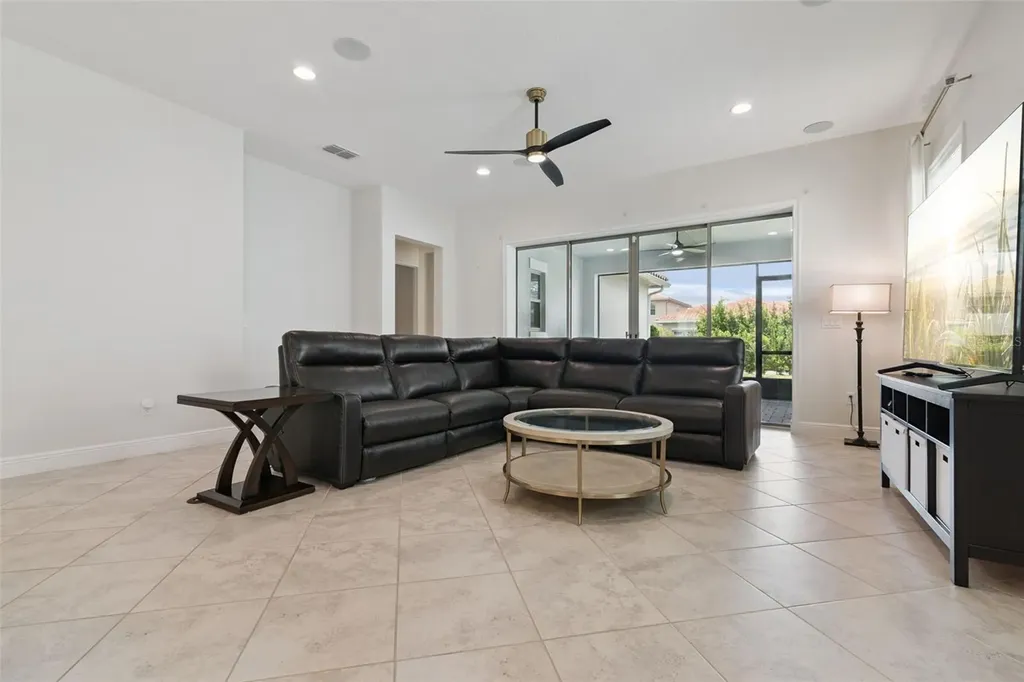 10387 Macduff Drive Orlando FL 32832