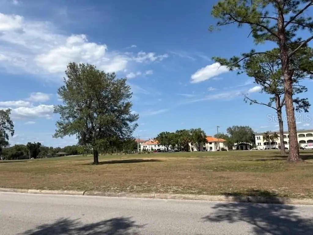 112 N Lockmoor Avenue Temple Terrace FL 33617