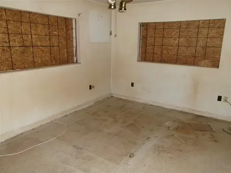 2555 Wood Street Sarasota FL 34237