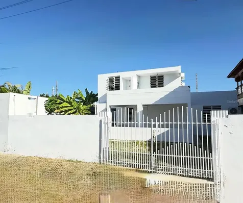 Calle 10 Islote II Parcela 219 Arecibo PR 00612