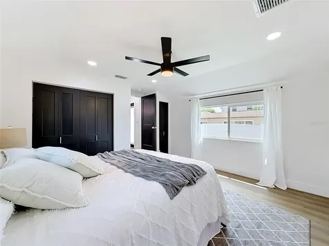 5431 Dartmouth Avenue N St Petersburg FL 33710