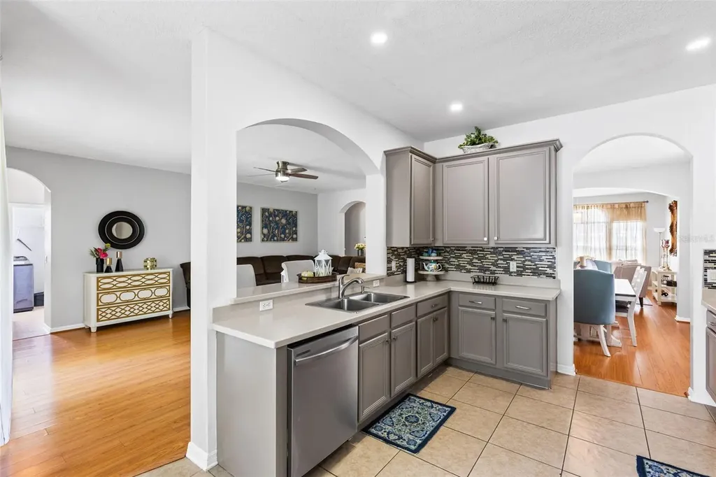 529 Cortona Drive Orlando FL 32828