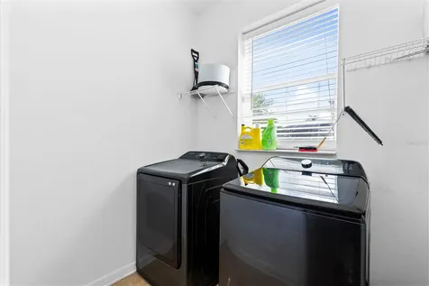 529 Cortona Drive Orlando FL 32828