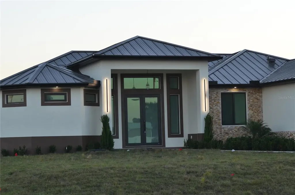 2416 Diplomat Parkway W Cape Coral FL 33993