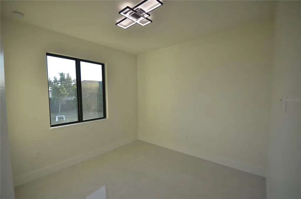 2416 Diplomat Parkway W Cape Coral FL 33993