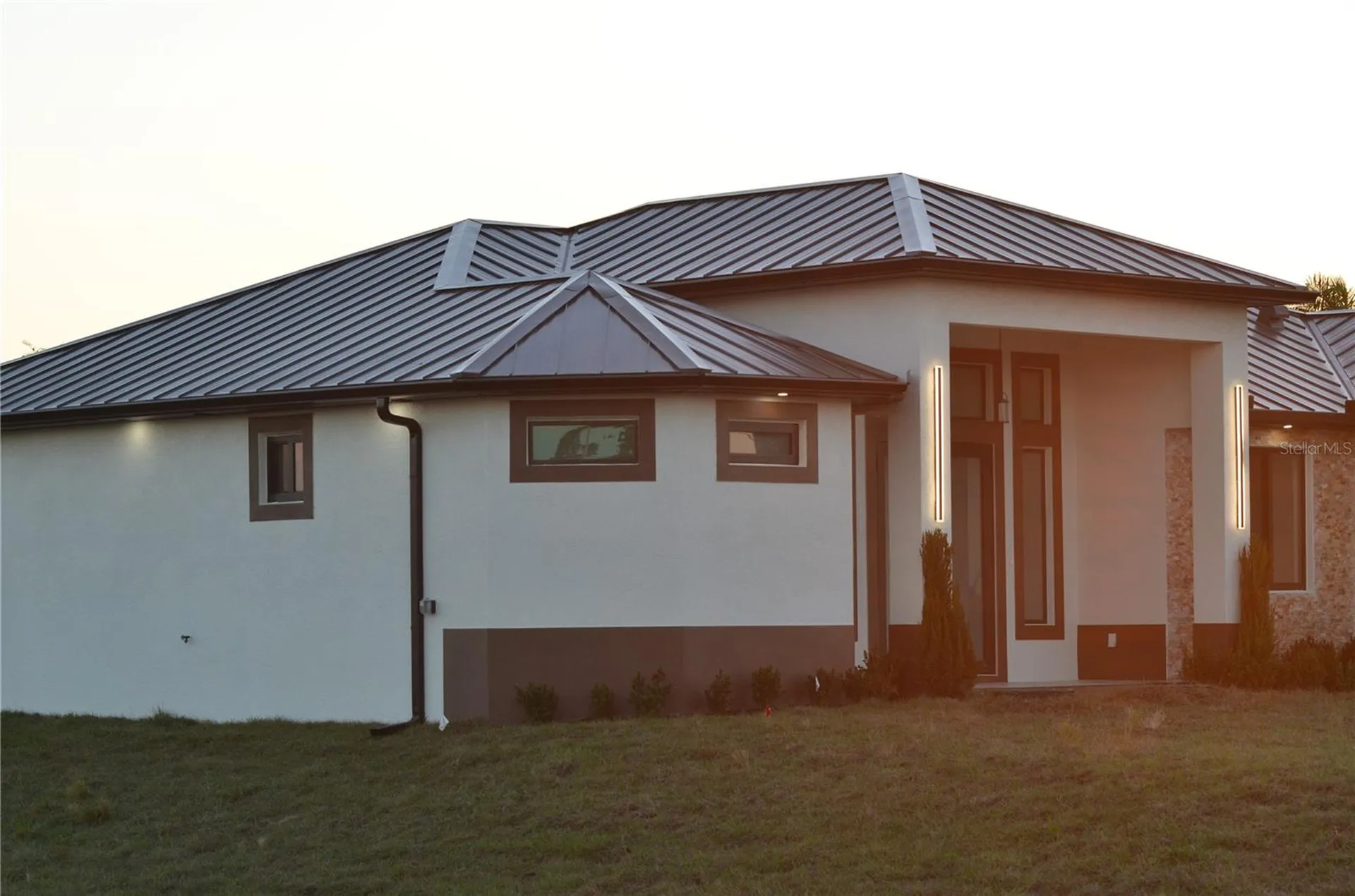 2416 Diplomat Parkway W Cape Coral FL 33993