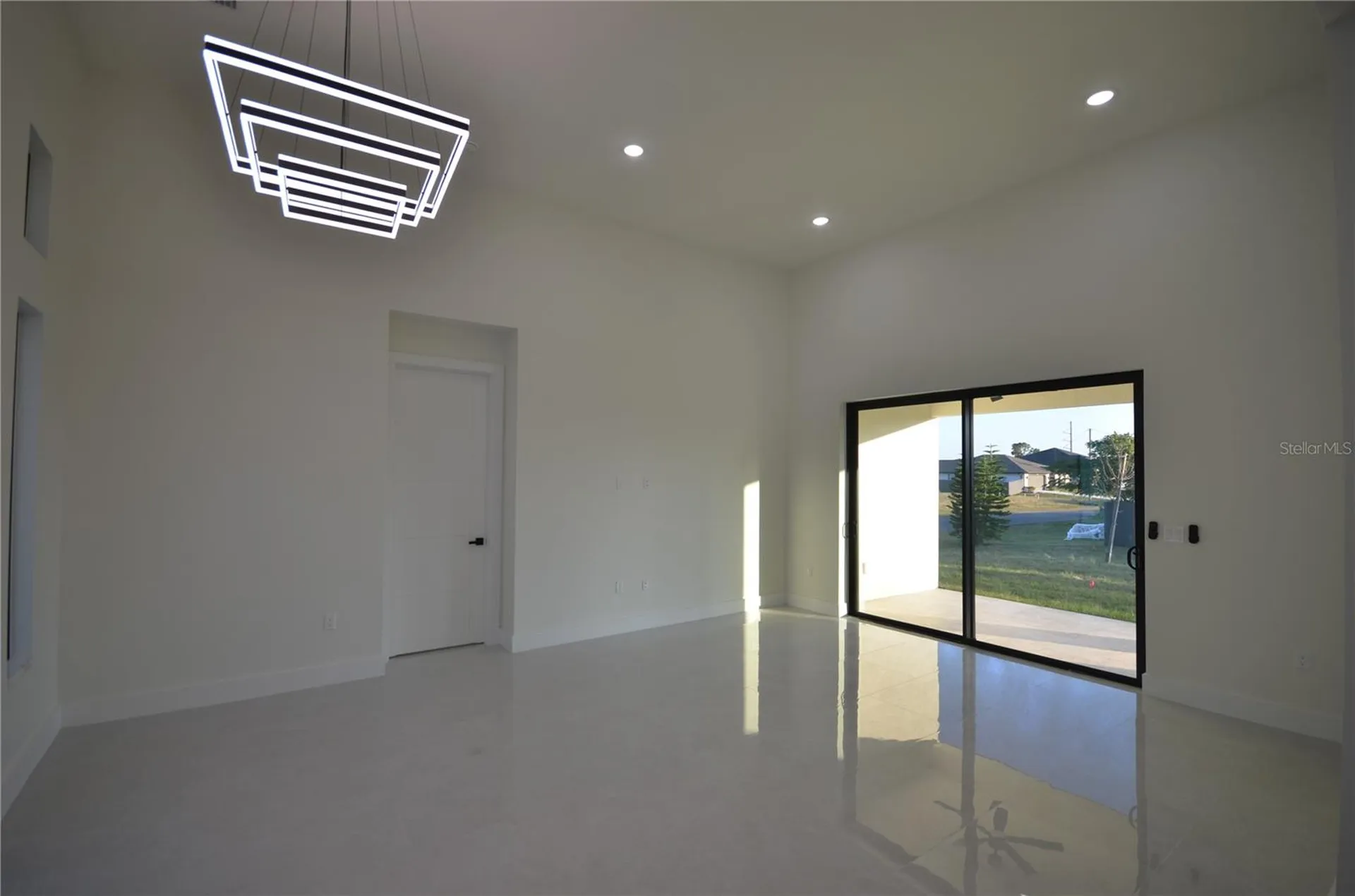 2416 Diplomat Parkway W Cape Coral FL 33993