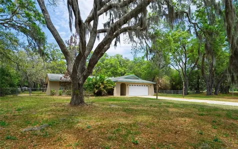 12615 Oak Tree Drive Hudson FL 34667