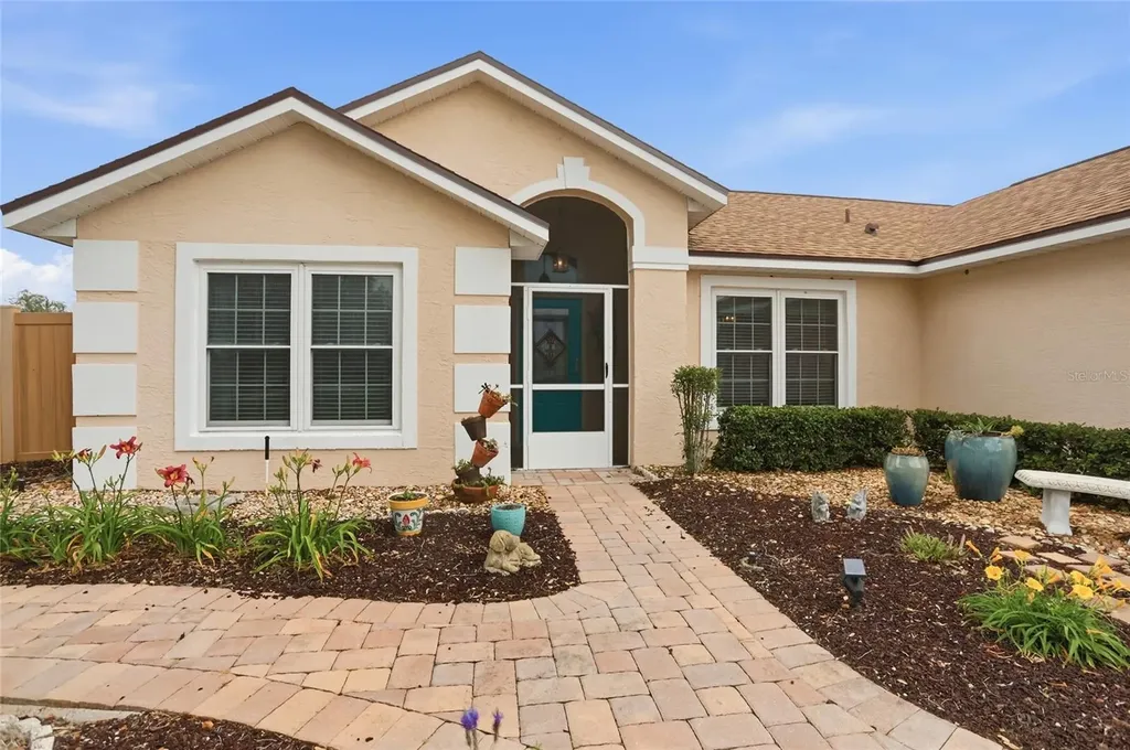 204 Greenwich Street Davenport FL 33896