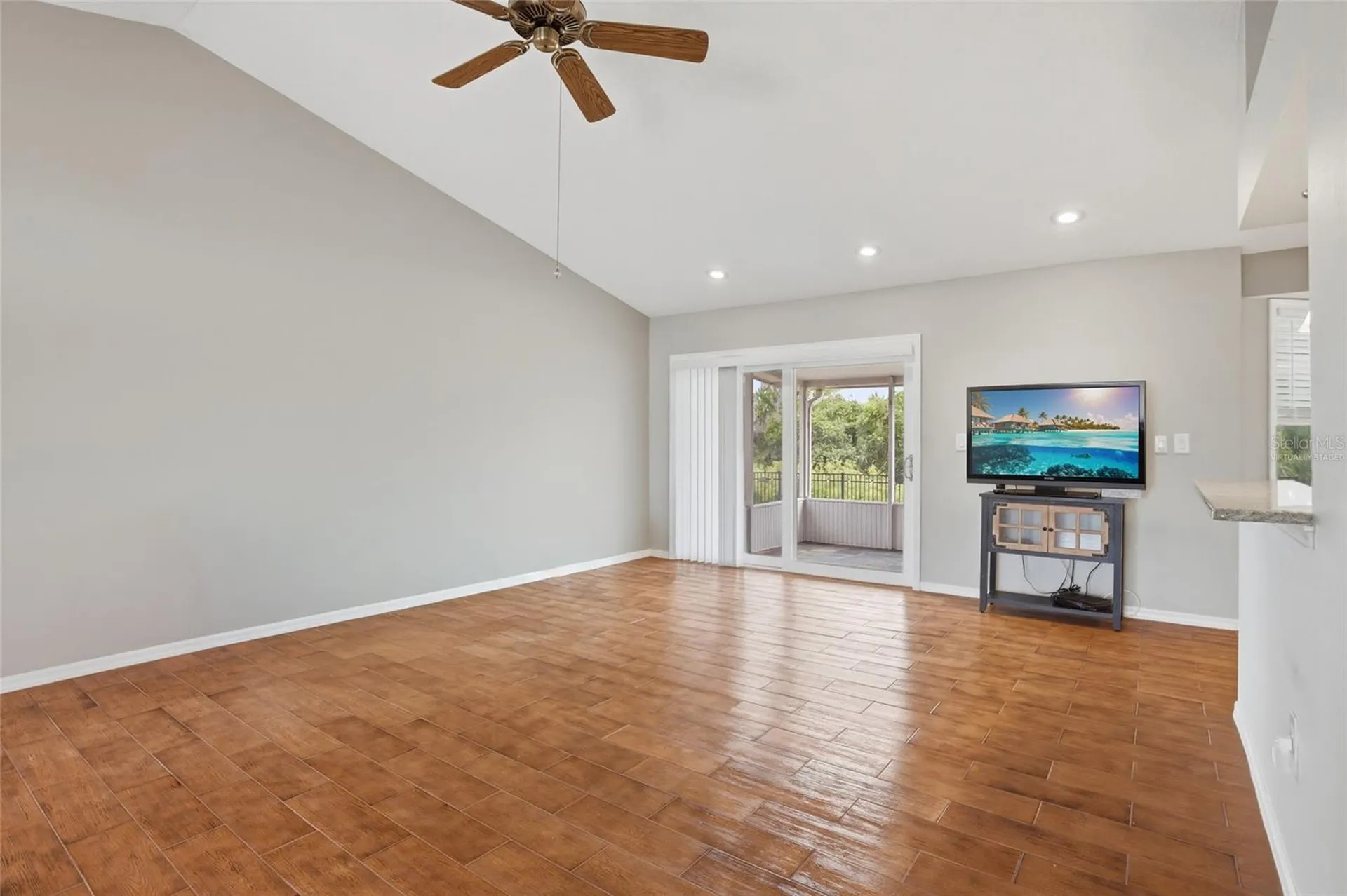 204 Greenwich Street Davenport FL 33896