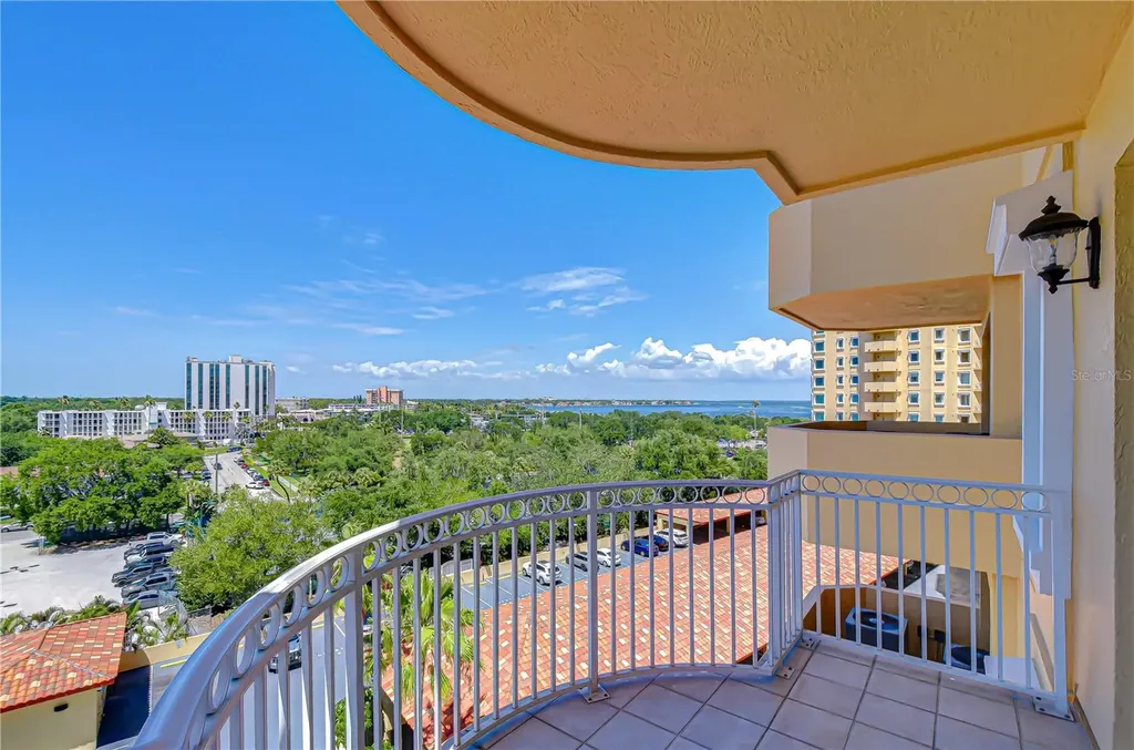 555 5th Avenue NE St Petersburg FL 33701