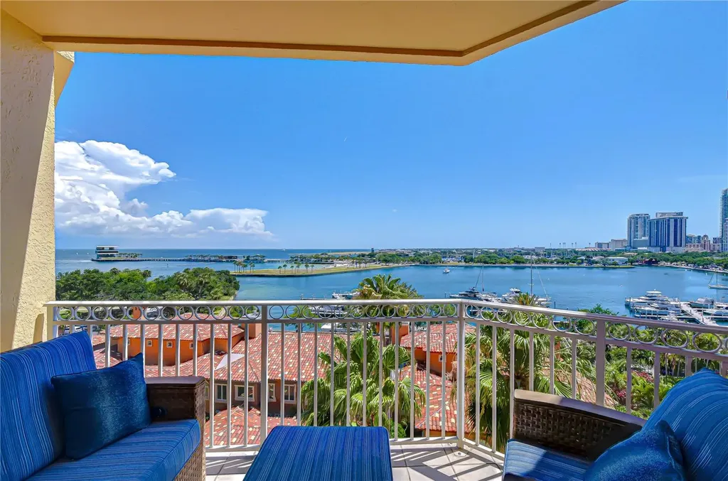 555 5th Avenue NE St Petersburg FL 33701