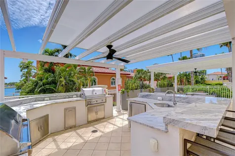 555 5th Avenue NE St Petersburg FL 33701