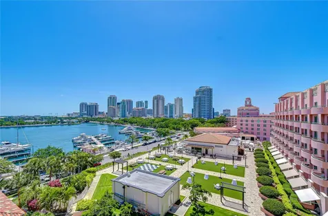 555 5th Avenue NE St Petersburg FL 33701