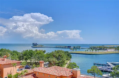 555 5th Avenue NE St Petersburg FL 33701