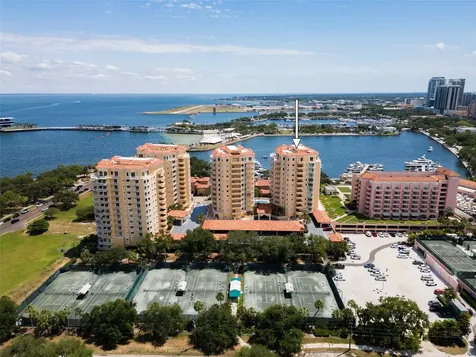 555 5th Avenue NE St Petersburg FL 33701