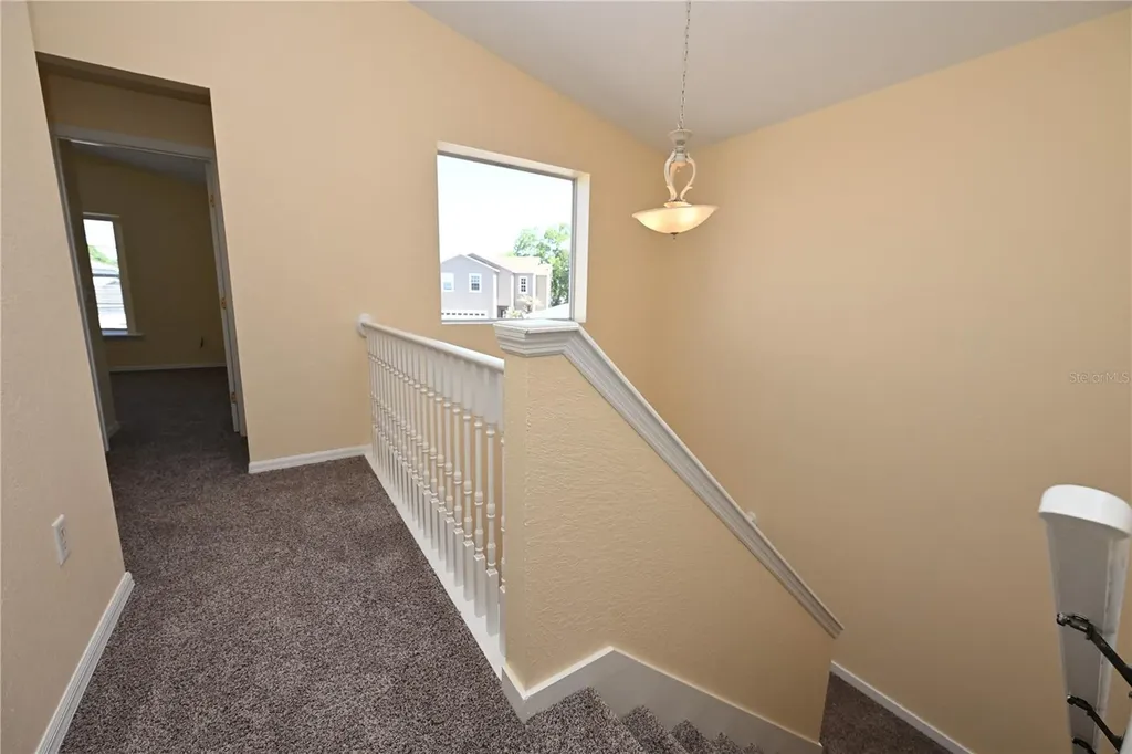 2010 Hatteras Point Lakeland FL 33813