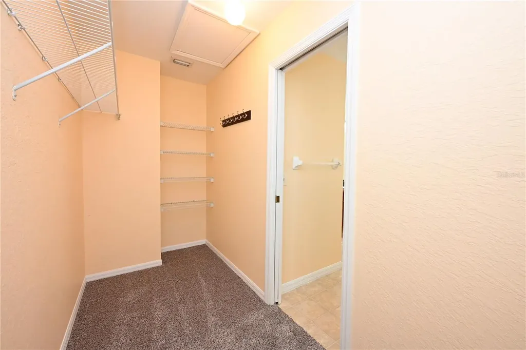 2010 Hatteras Point Lakeland FL 33813