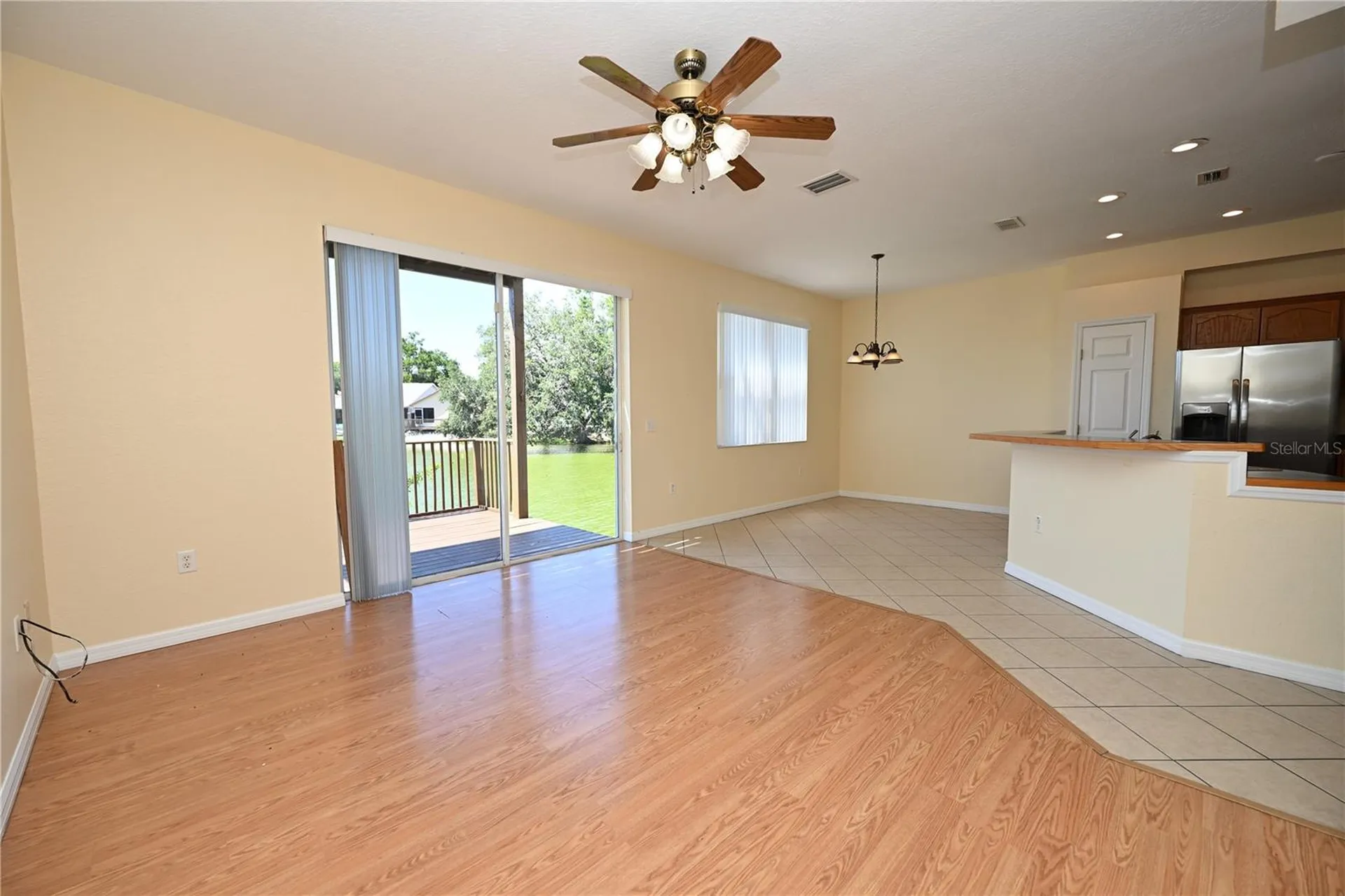 2010 Hatteras Point Lakeland FL 33813