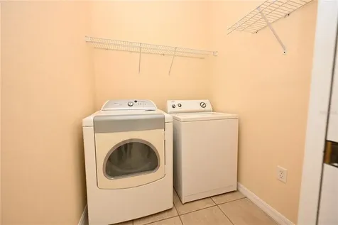 2010 Hatteras Point Lakeland FL 33813