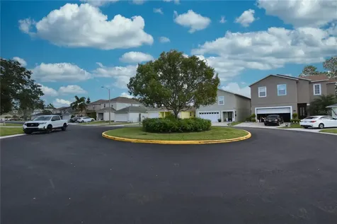 2010 Hatteras Point Lakeland FL 33813