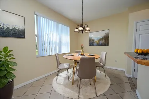 2010 Hatteras Point Lakeland FL 33813