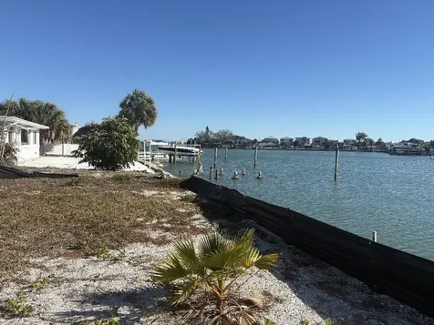 5410 Aloha Drive St Pete Beach FL 33706