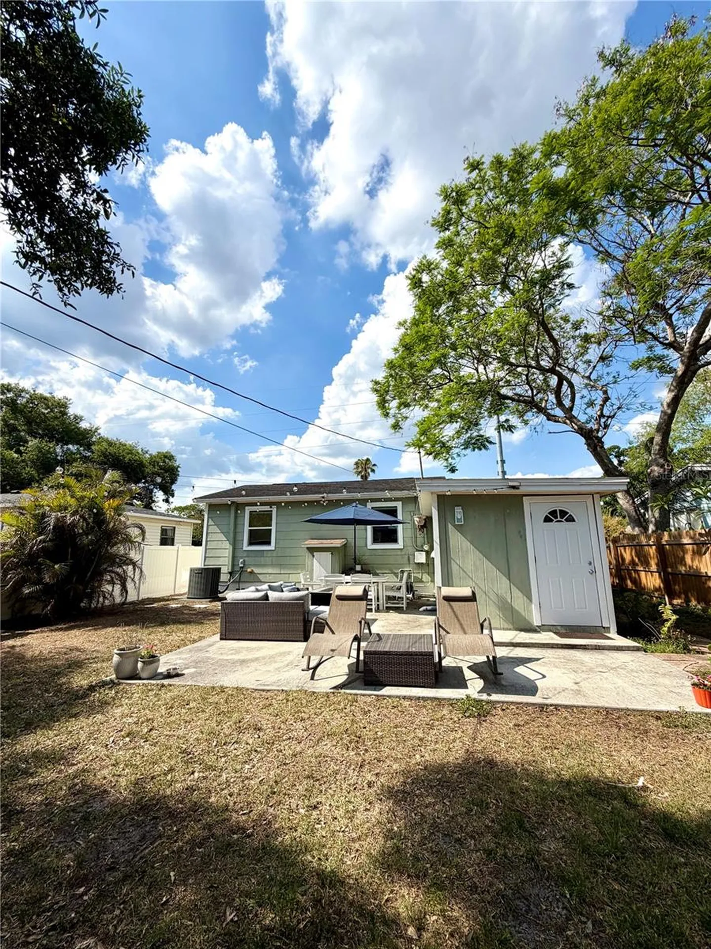 2842 15th Avenue N St Petersburg FL 33713