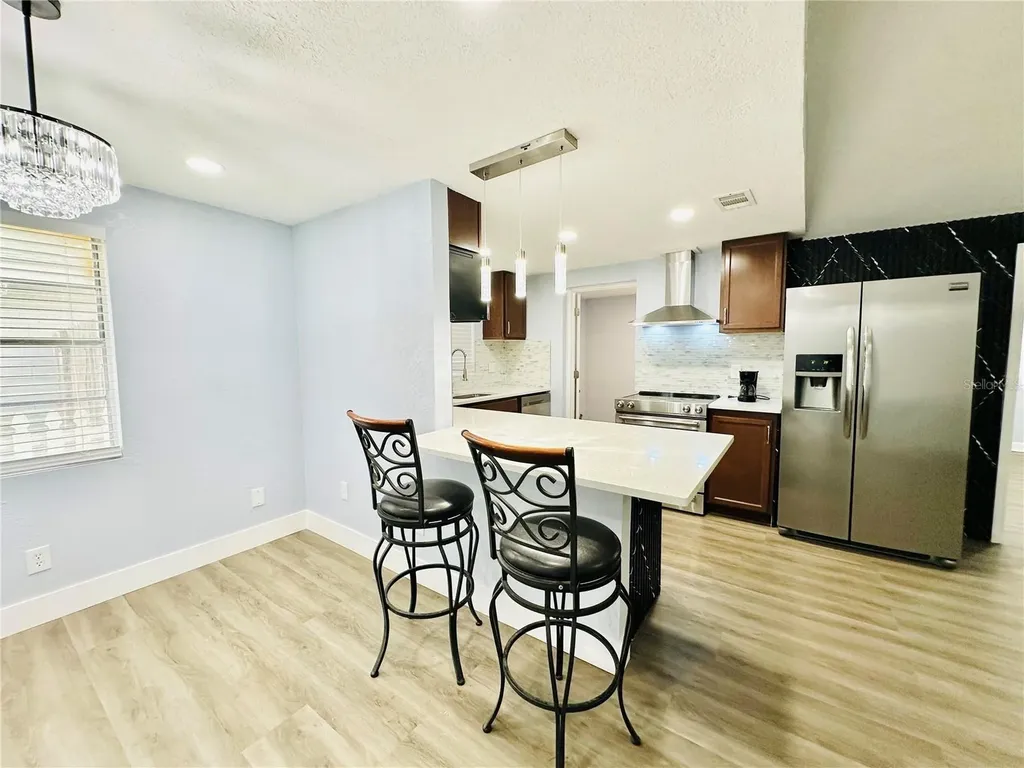 8203 Olivewood Place Tampa FL 33615
