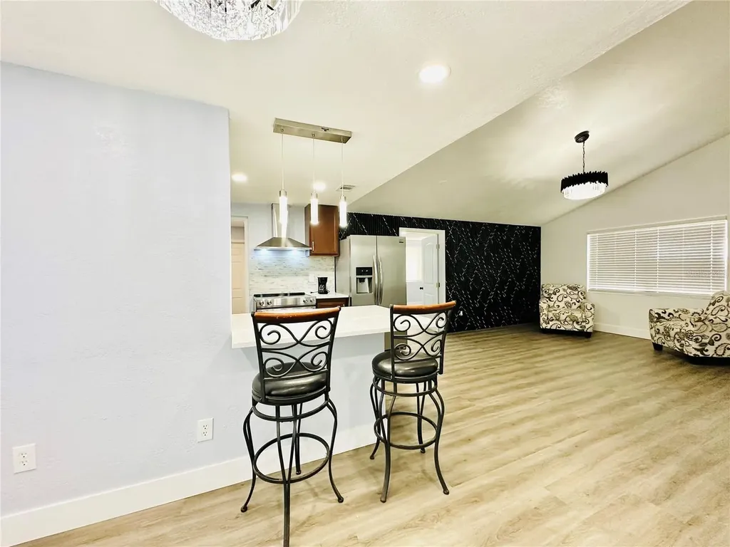 8203 Olivewood Place Tampa FL 33615