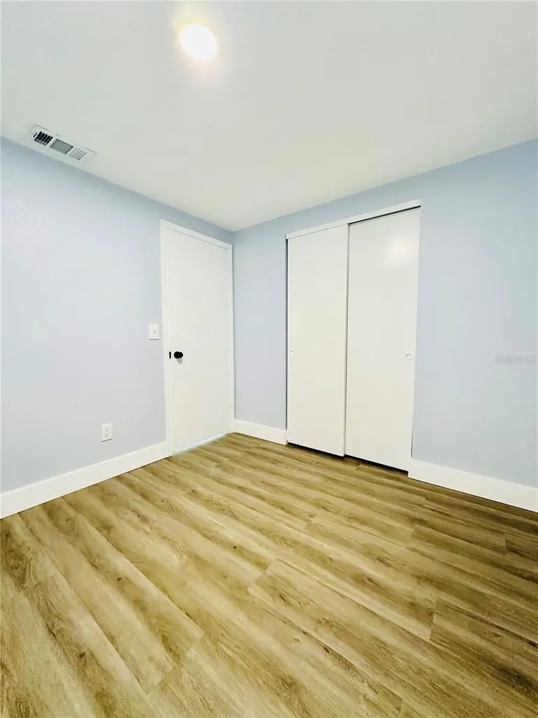 8203 Olivewood Place Tampa FL 33615
