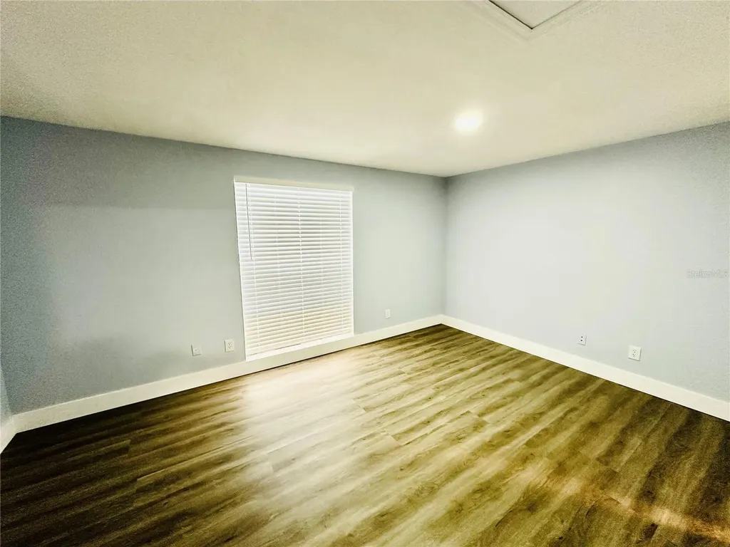 8203 Olivewood Place Tampa FL 33615