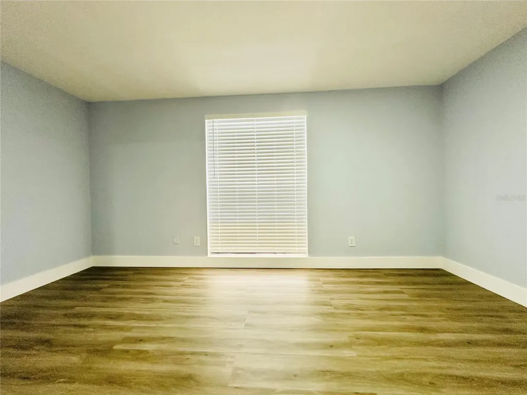 8203 Olivewood Place Tampa FL 33615