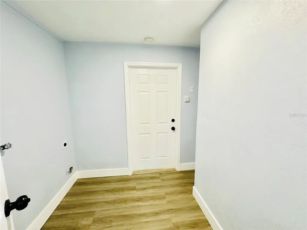 8203 Olivewood Place Tampa FL 33615