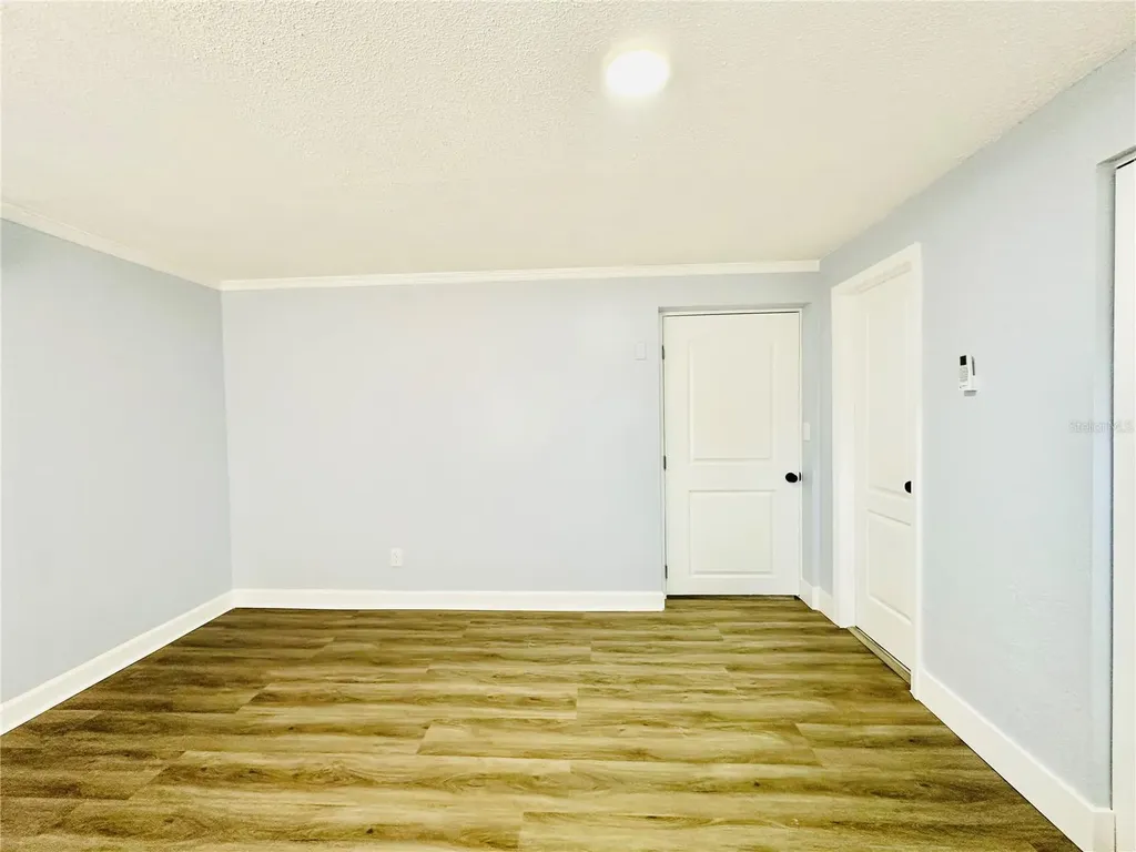 8203 Olivewood Place Tampa FL 33615